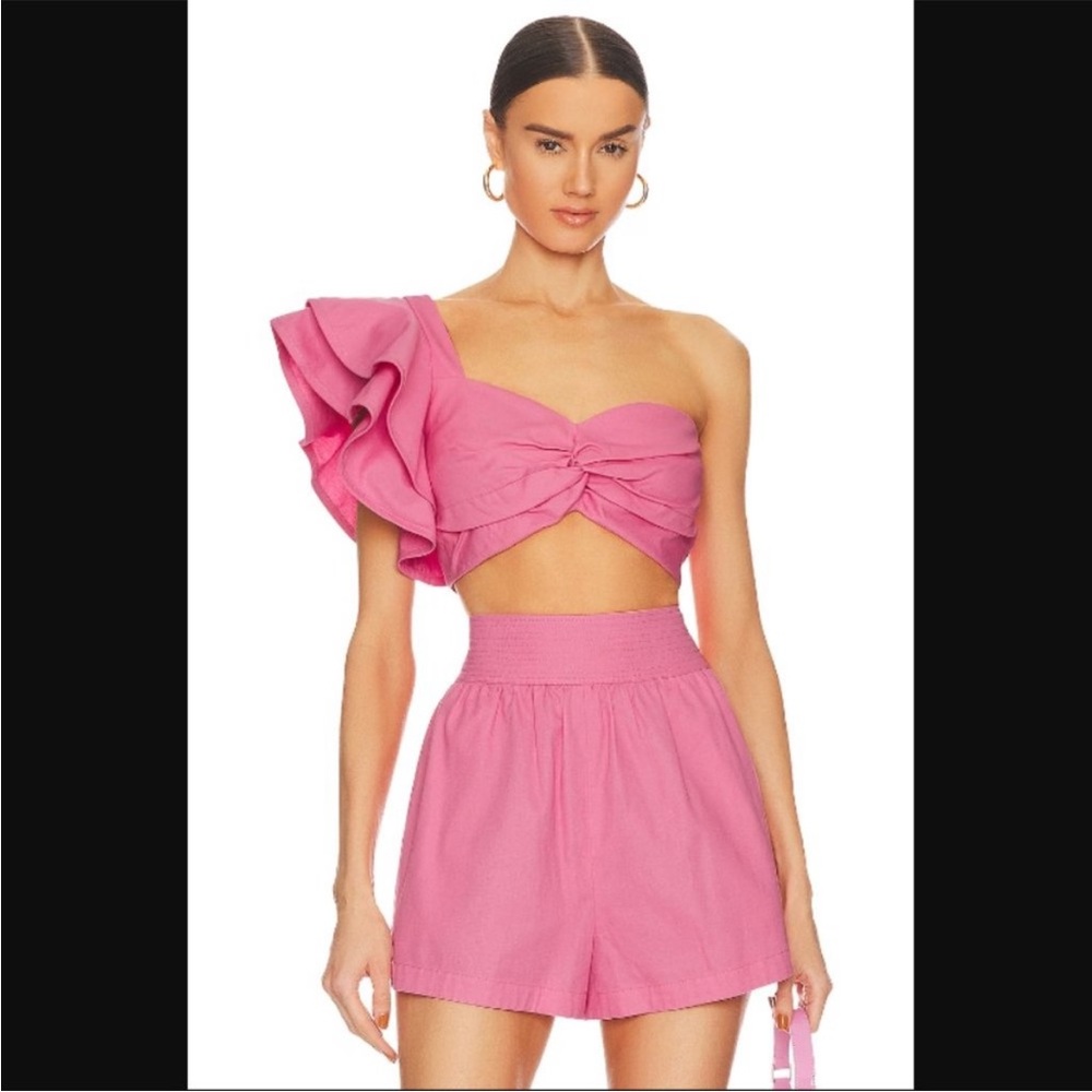AMUR matching set - Zeha Top (Sz. 4)  & Joel Flare Shorts (Sz. 6) - pink